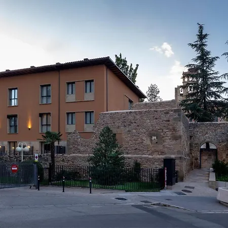 Dauria Ha Soria